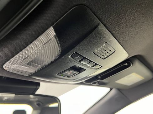 Used 2022 Toyota Corolla SE image 26