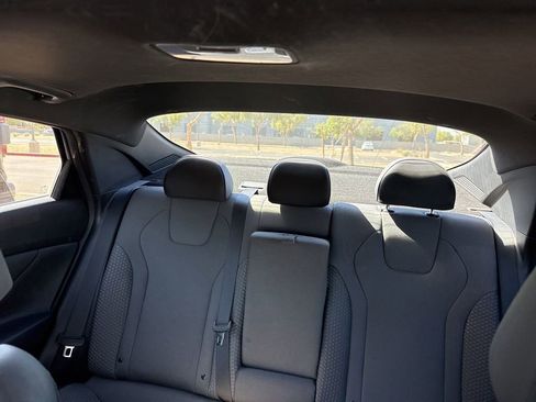 Used 2022 Hyundai Elantra N Line FWD image 9