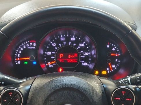 Used 2019 Kia Soul + w/ Audio Package image 17