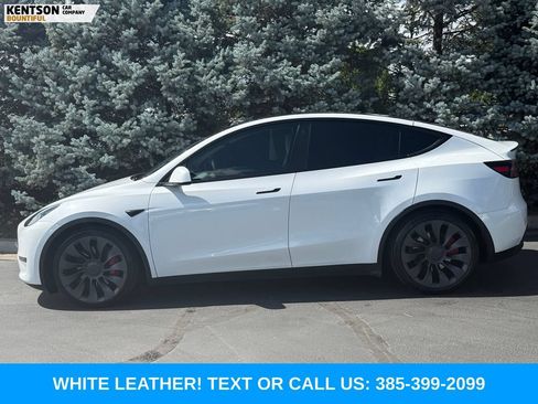 Used 2023 Tesla Model Y Performance AWD/4WD image 4