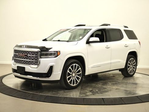Used 2023 GMC Acadia Denali w/ Denali Ultimate Package image 7