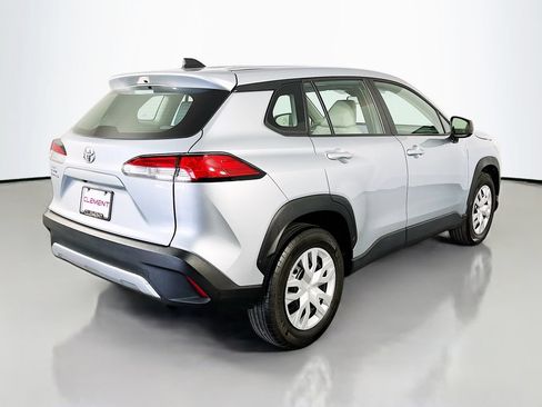 Used 2023 Toyota Corolla Cross L FWD image 7