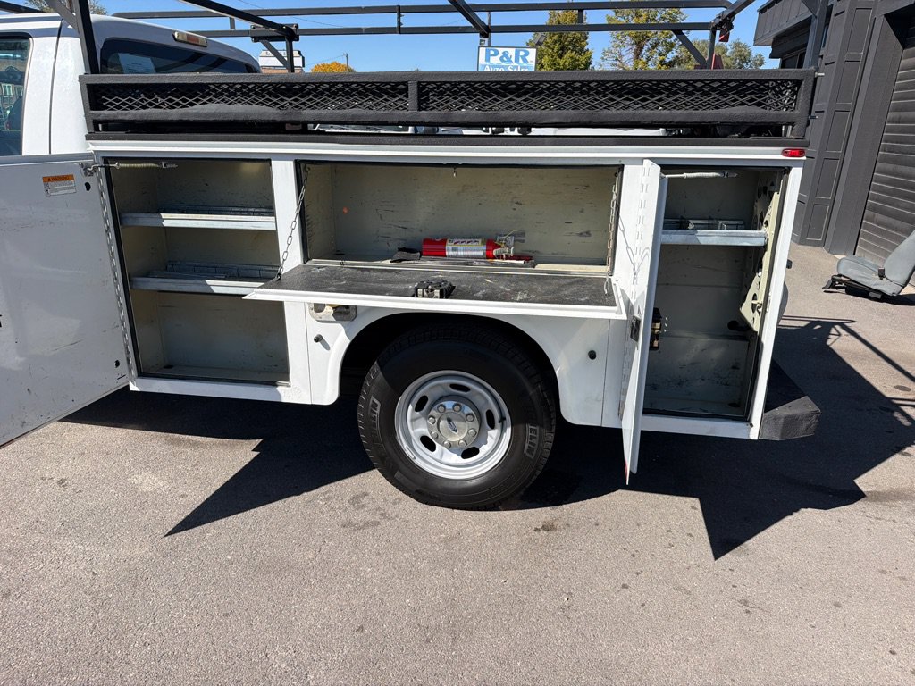 Used 2012 Ford F250 XL w/ XL Decor Pkg RWD image 7