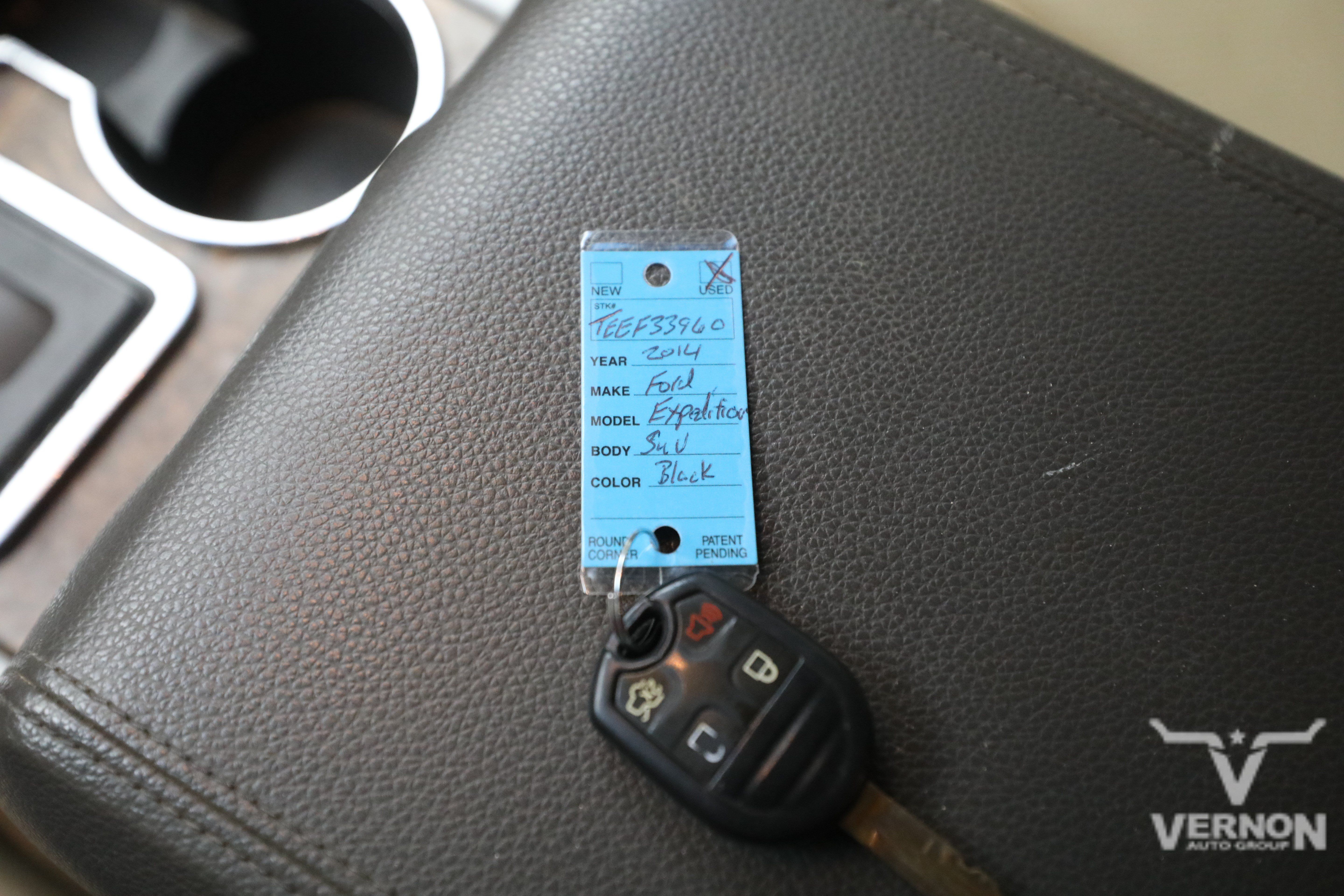 Used 2014 Ford Expedition EL XLT w/ Equipment Group 202A AWD/4WD image 9