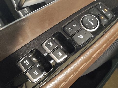 Used 2020 Kia Sorento SX FWD image 27