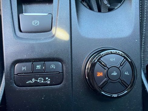 Used 2024 Ford Ranger XLT AWD/4WD image 9
