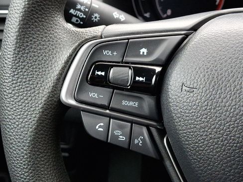 Used 2020 Honda Accord LX image 19