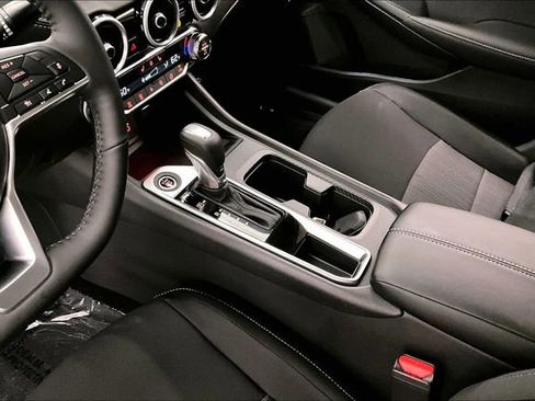 New 2025 Nissan Sentra SV w/ All-Weather Package image 9