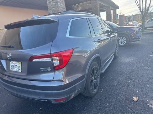 Used 2021 Honda Pilot Special Edition image 4