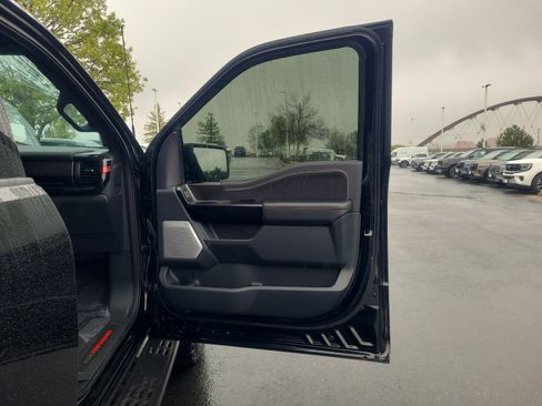 Used 2025 Ford F150 Raptor w/ Equipment Group 803A Raptor R AWD/4WD image 16