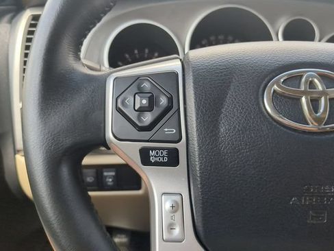 Used 2017 Toyota Sequoia Limited w/ Safety & Convenience Package RWD image 27