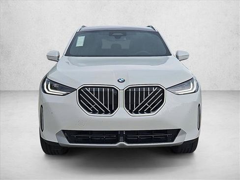 Used 2026 BMW X3 xDrive30i w/ Premium Package AWD/4WD image 5