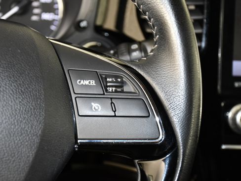 Used 2020 Mitsubishi Outlander SEL AWD/4WD image 21