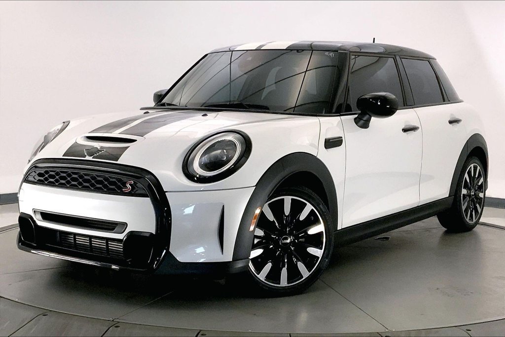 Used 2024 MINI Cooper S FWD image 11