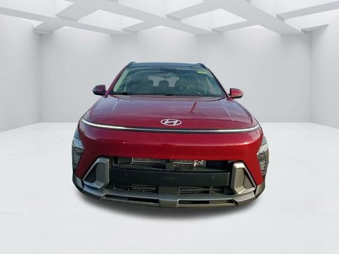 Certified 2025 Hyundai Kona Limited image 2