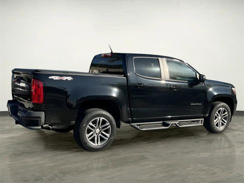 Used 2022 Chevrolet Colorado W/T w/ Custom Special Edition image 9