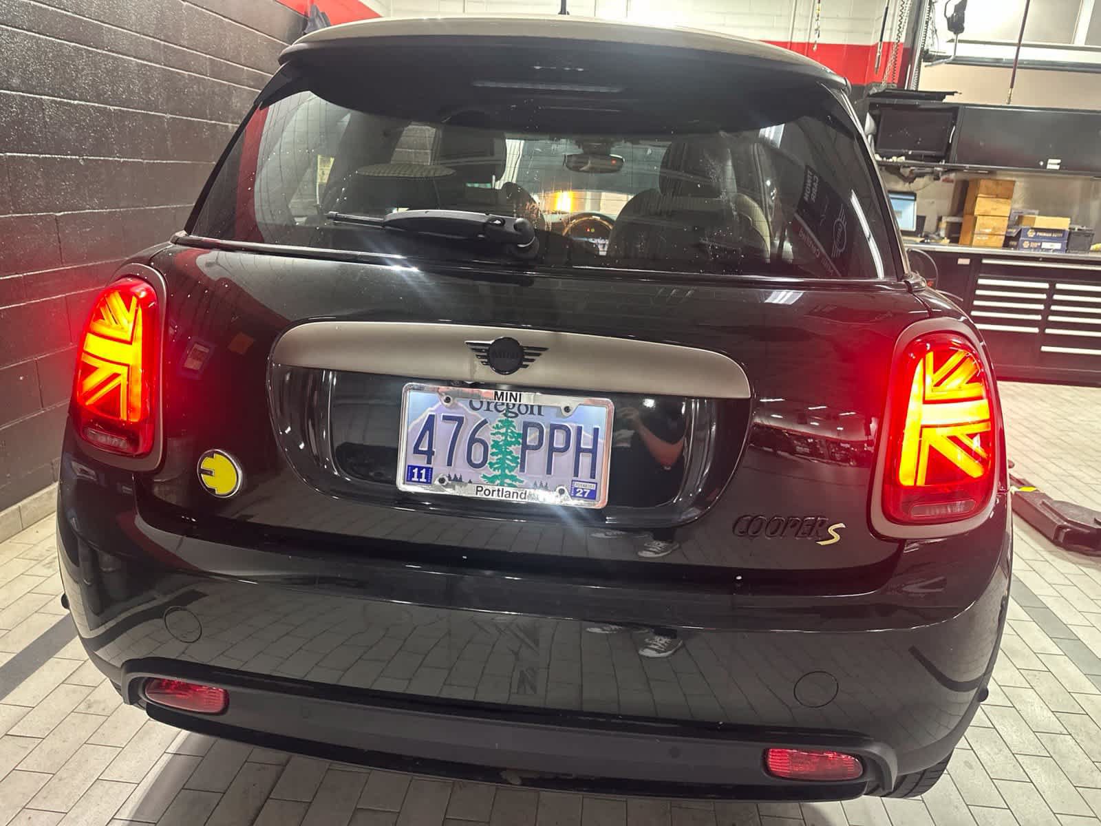 Used 2024 MINI Cooper SE w/ MINI Resolute Edition FWD image 14