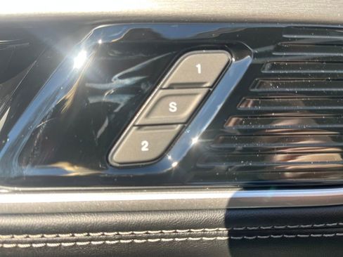 New 2026 Jeep Grand Wagoneer 4WD image 31