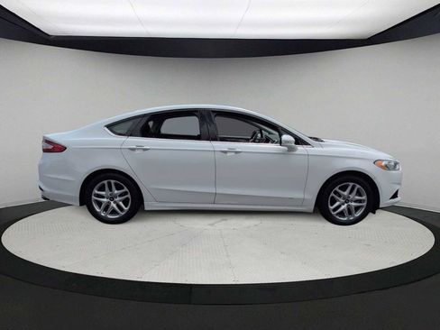 Used 2013 Ford Fusion SE FWD image 9