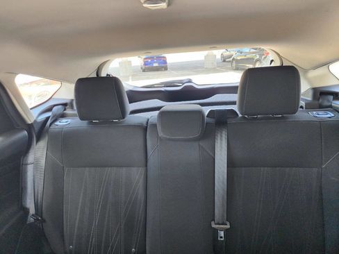 Used 2015 Ford Focus SE image 22