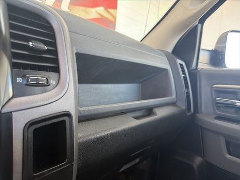 Used 2016 RAM 3500 Tradesman w/ Power & Remote Entry Group image 20