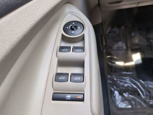 Used 2014 Ford Escape SE FWD image 23