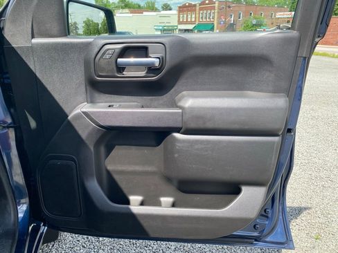 Used 2022 Chevrolet Silverado 1500 Custom RWD image 22