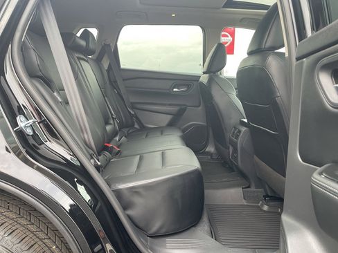 New 2026 Nissan Rogue SV image 25