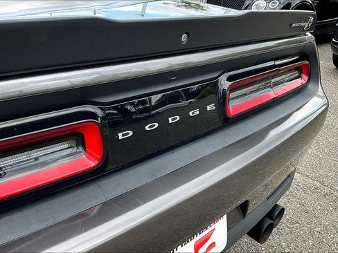 Used 2021 Dodge Challenger R/T Scat Pack RWD image 23