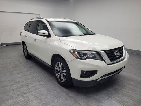 Used 2019 Nissan Pathfinder SL image 13