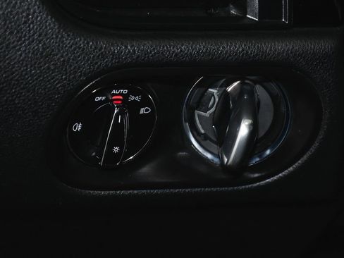 Used 2024 Porsche Macan image 22