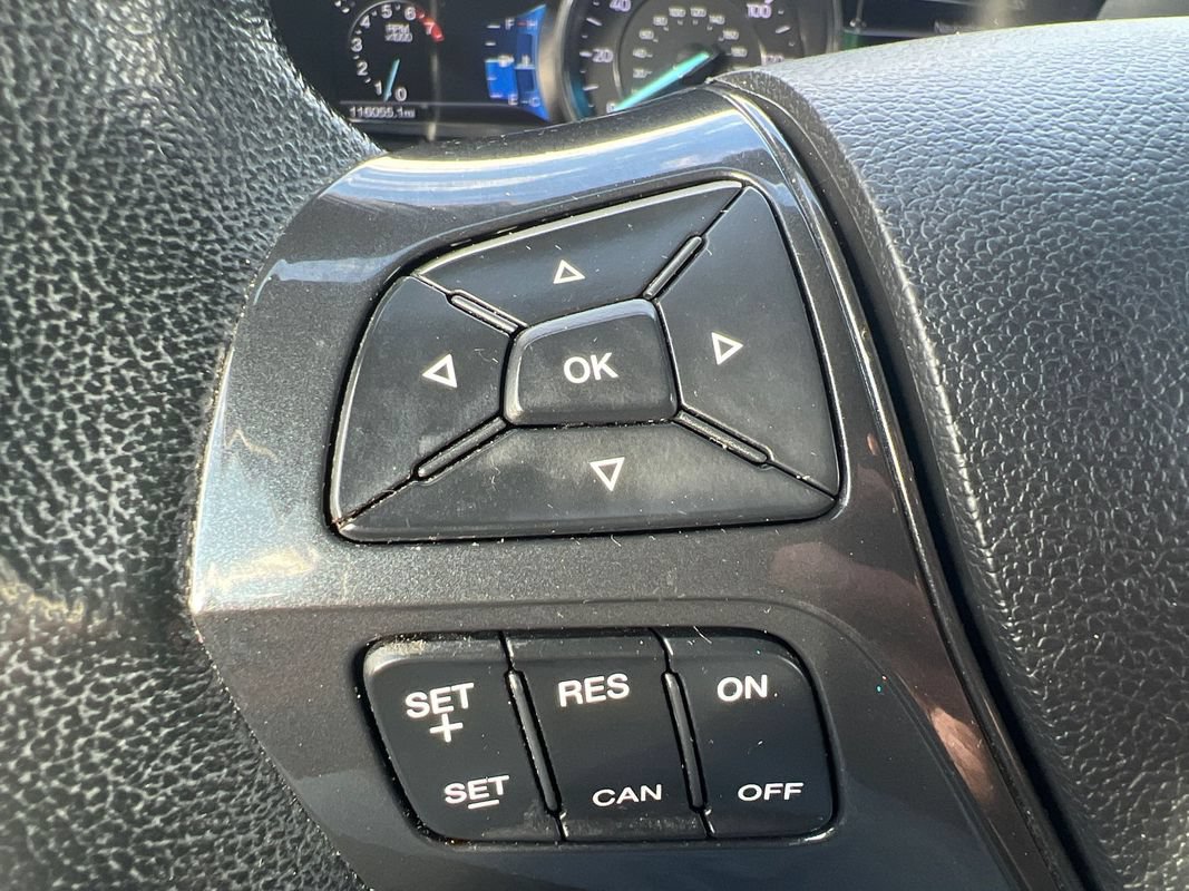 Used 2017 Ford Explorer XLT w/ Equipment Group 202A AWD/4WD image 25