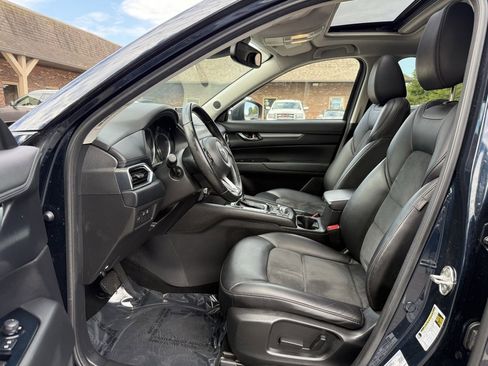 Used 2018 MAZDA CX-5 Touring w/ Preferred Equipment Package image 9