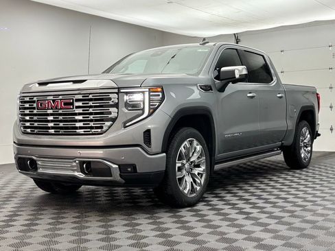 New 2026 GMC Sierra 1500 Denali w/ Denali Reserve Package image 14