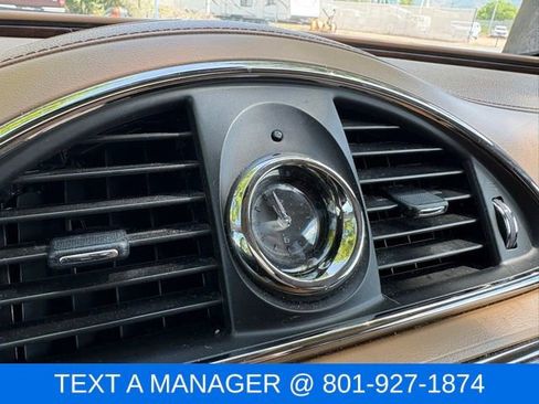 Used 2017 Buick Enclave Premium w/ Experience Buick Package AWD/4WD image 25