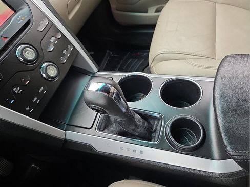 Used 2011 Ford Explorer XLT w/ 202A Rapid Spec Order Code image 25