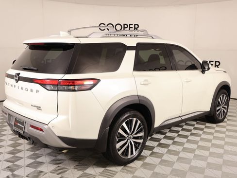 Used 2022 Nissan Pathfinder Platinum w/ Cargo Package AWD/4WD image 22