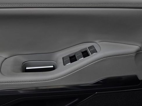 New 2026 Lincoln Navigator Reserve AWD/4WD image 15