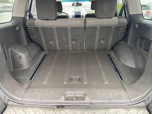 Used 2012 Nissan Xterra S w/ Value Package image 27