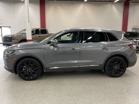 Used 2023 Lincoln Nautilus Reserve w/ Equipment Group 202A AWD/4WD image 8