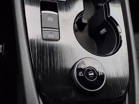 New 2026 Nissan Rogue SV AWD/4WD image 21