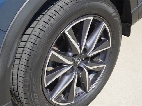 Used 2018 MAZDA CX-5 Touring w/ Preferred Equipment Package image 11