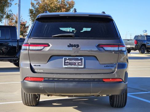 New 2025 Jeep Grand Cherokee L Limited image 8