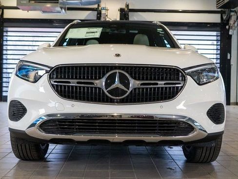 New 2026 Mercedes-Benz GLC 300 GLC 300 image 2