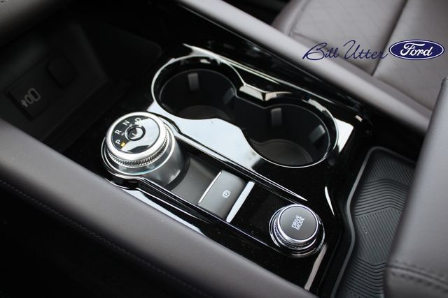 New 2026 Ford Explorer Platinum RWD image 14