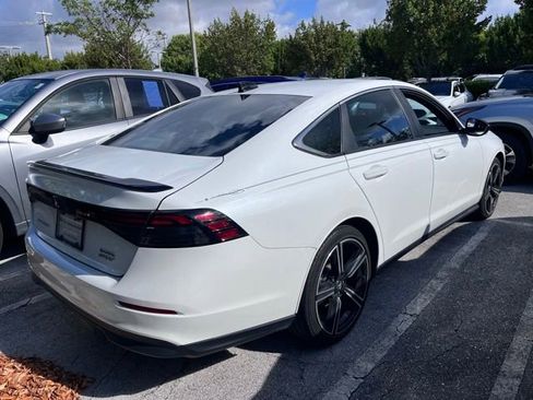 Used 2024 Honda Accord Sport image 4