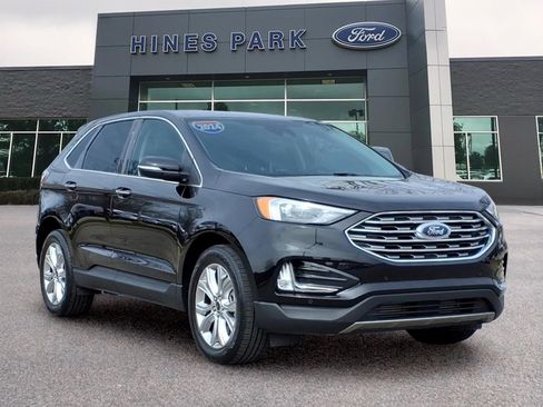 Used 2024 Ford Edge Titanium image 1