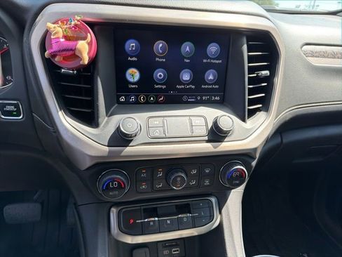Certified 2023 GMC Acadia Denali w/ Denali Ultimate Package FWD image 8