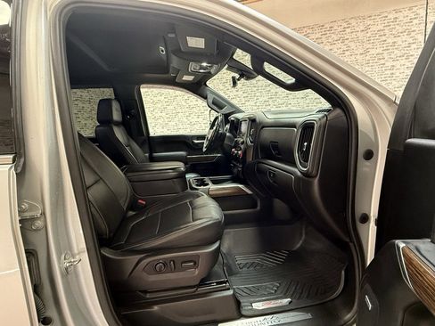 Used 2023 Chevrolet Silverado 3500 High Country w/ Z71 Off-Road Package image 11