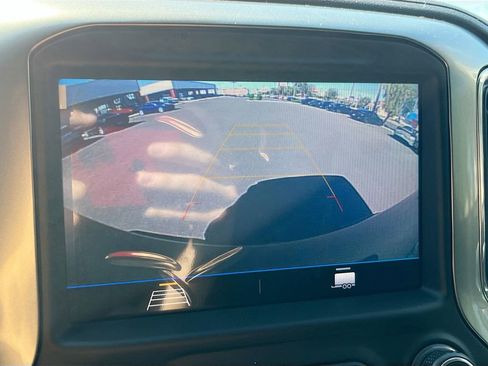 Used 2021 Chevrolet Silverado 1500 LT Trail Boss w/ Bed Protection Package image 13